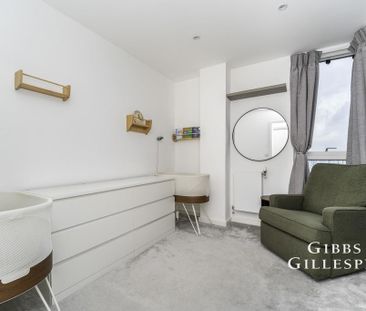 3 bedroom flat to rent - Photo 5