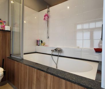 Prachtig duplexappartement van 78m² met zonnig terras en veel licht... - Photo 1