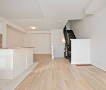 For Lease - 15 Wimshaw Lane, Whitchurch-Stouffville, Ontario - Photo 2