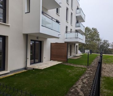 Location Appartement 2 pièces 42m² ST JEAN DE LA RUELLE 45140 - Photo 3