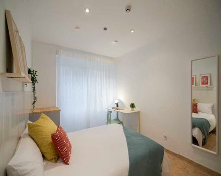 Calle de Bravo Murillo, Madrid, Community of Madrid 28020 - Photo 2