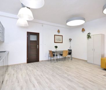 Kawalerka po generalnym remoncie - 34m2- Zacisze - Zdjęcie 1