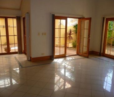 North Adelaide - Photo 4