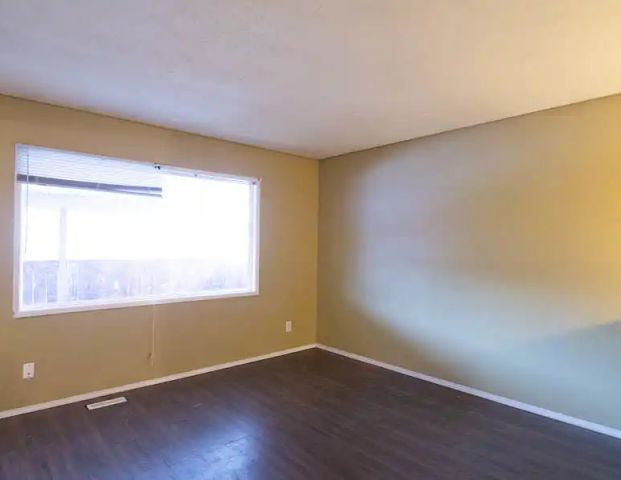 Three Bedroom Apartment in Excellent Location — 3 Bedrooms Apartment - Photo 1