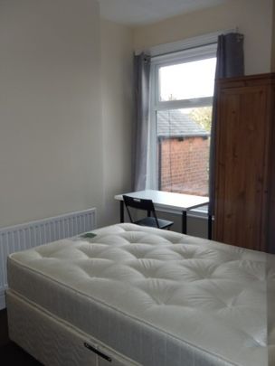 4 Bed Terrace house Ventnor Street - Photo 1