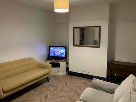 *January let* 5 bedroom house - Photo 2