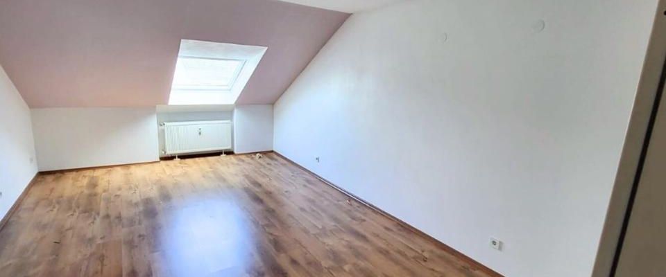 WBS!!! DG Wohnung in einem ruhigen MFH in Steinheim - Foto 1