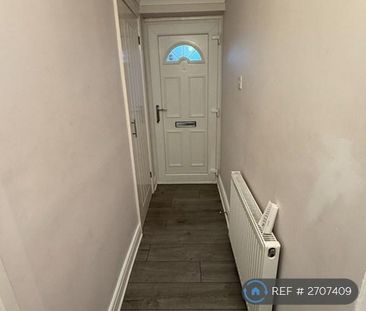 2 bedroom maisonette to rent - Photo 5