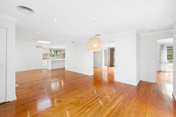 A cul-de-sac gem just metres from schools - PRIVATE OPENS, PLEASE CONTACT 9800 2222 TO ARRANGE INSPECTION - Photo 1