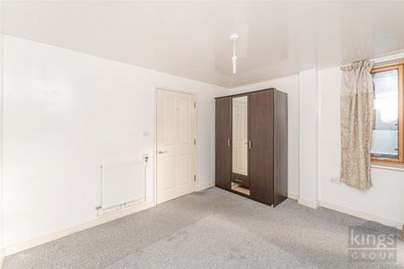 1 Bedroom Flat To Let - Photo 5