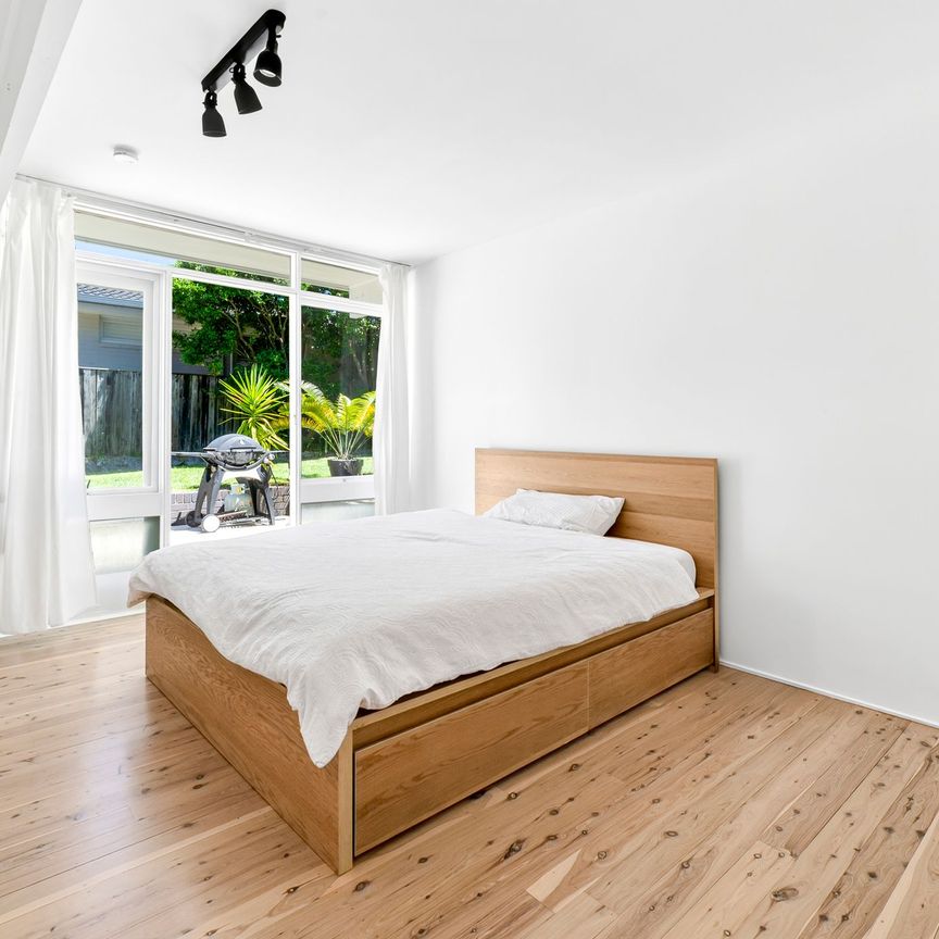 8 Galway Avenue, Killarney Heights NSW 2087 - House For Rent | Domain - Photo 1