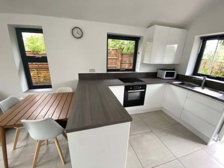 East Bawtry Road, Brecks, S60 4BU - Photo 5