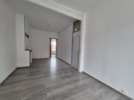 Location Appartement 3 pièces 83m² DUNKERQUE 59430 - Photo 4