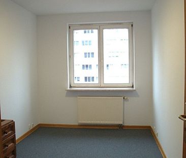 Mieszkanie do wynajęcia 3 pokoje Aleje Jerozolimskie, Warszawa 76 m² - Фото 4