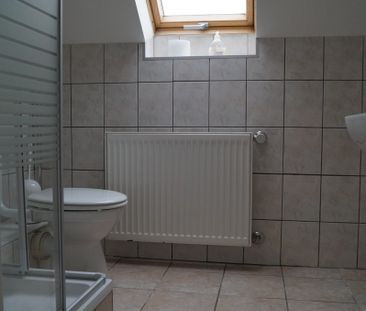 Helle Dachgeschosswohnung in bester Lage von Leverkusen-Schlebusch!!! - Foto 4