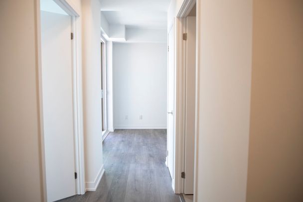 For Lease - 1787 St Clair Avenue Unit# 704, Toronto, Ontario - Photo 1