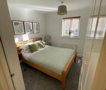 2 bedroom flat to rent - Photo 5