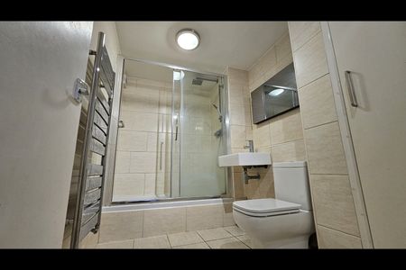 2 Bed Maisonette, Green Acres, CR0 - Photo 5