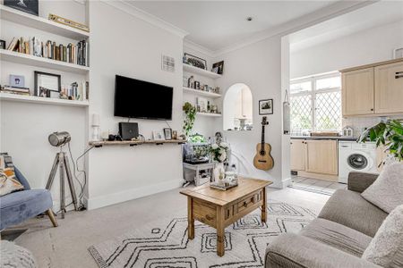 1 bedroom flat to rent - Photo 4