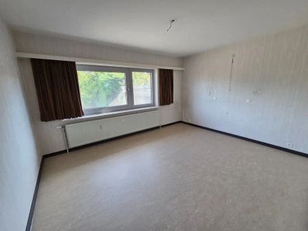 Uitzonderlijk ruim appartement met 4 slaapkamers, bureau en dubbele garage - Foto 3