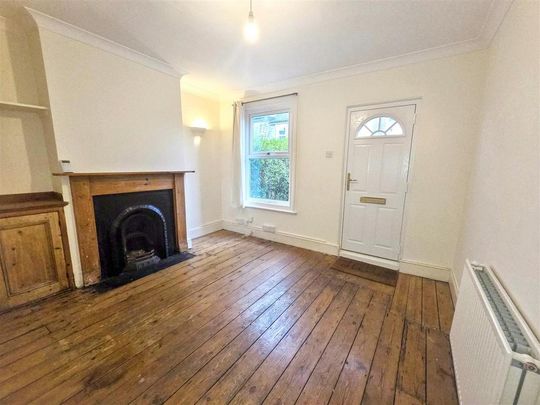 2 bedroom terraced house to rent - Photo 1