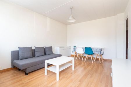 Location Appartement 3 pièces Meublé 63m² ANNECY 74000 - Photo 2