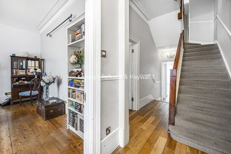 South Croxted Road, West Dulwich, London, SE21 - Photo 2