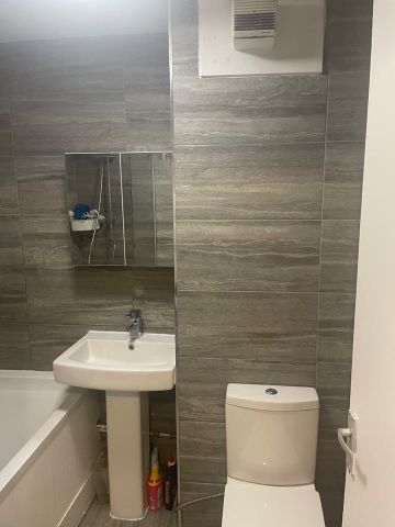 Room in a Shared Flat, Payne Street, SE8 - Photo 4