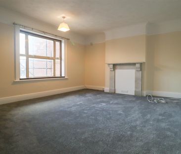 Wellington Street, Newmarket - Photo 3