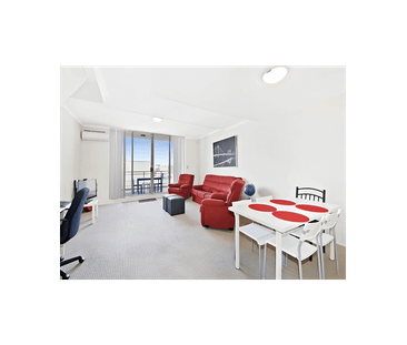 Stunning 3-Bedroom Urban Oasis with City Views in Alexandria - Photo 1