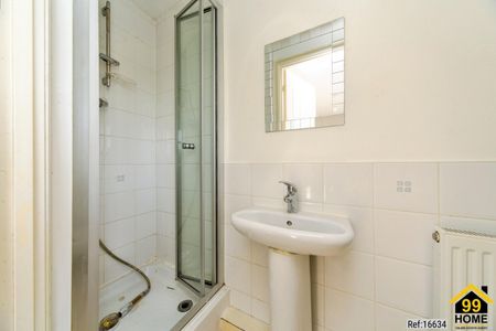 3 bed Semi-detached in Haywood Road , Liverpool, L28 4EX - Photo 5