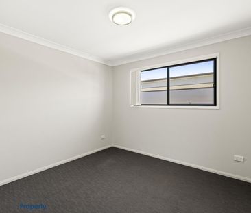 Two bedroom unit in Highly Sort After location - Photo 4