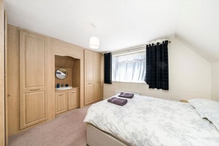 4 bedroom detached house to rent - Photo 5