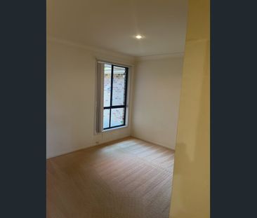 Family Home in the Heart of Bongaree - Photo 3