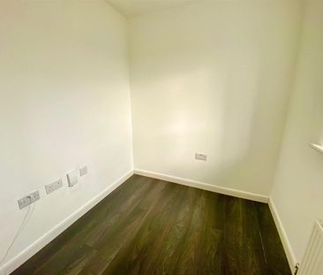 3 BED Detached house To rent - Photo 4