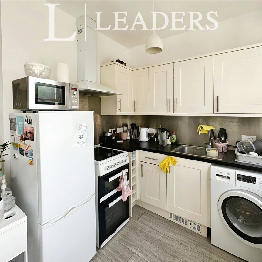 1 bedroom apartment to rent Seafield Road, Hove, East Sussex, BN3 - Photo 1