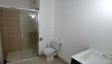 Appartement - 2 pièces - 45 m² - Photo 3