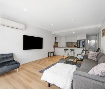 18/36 Antill Street, Queanbeyan - Photo 4
