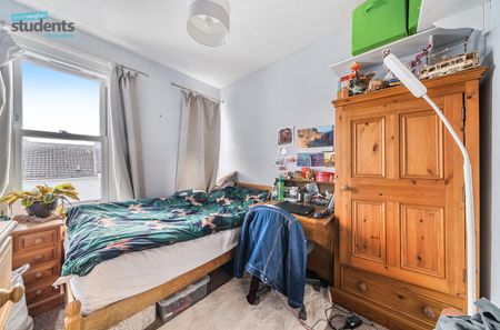 5 bedroom terraced house to rent - Photo 4