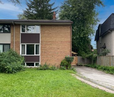 For Lease - 8 Birchbank Lane, Toronto, Ontario - Photo 1