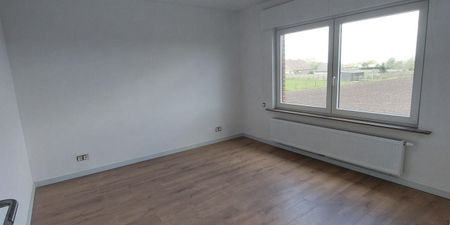 Huis te huur in Waregem voor € 1.050 met 4 slaapkamers - Photo 2