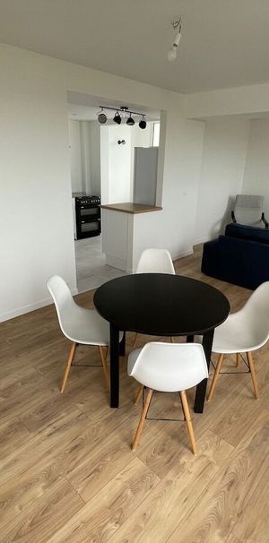 Location appartement 4 pièces, 64.07m², Caen - Photo 1