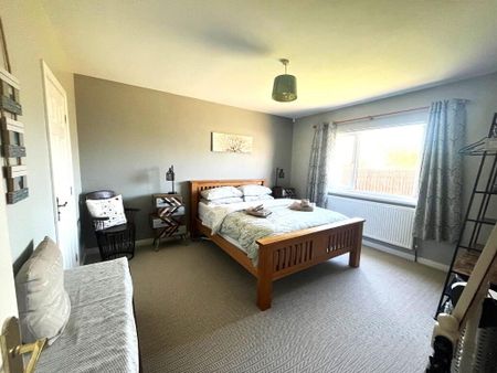 Holiday Let, 61 Primrose Gardens, Portrush, BT56 8SE - Photo 3