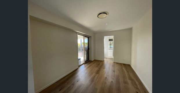 PRIVATE OASIS & MOUNTAIN VIEWS - Photo 1