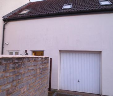 2 bedroom semi-detached house to rent - Photo 5