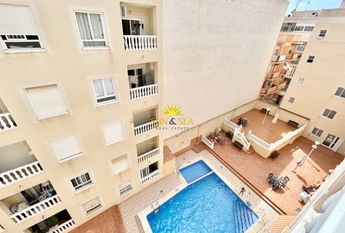 1 BEDROOM PENTHOUSE - TORREVIEJA