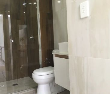 “Modern 1 bedroom apartment in Bankstown for lease.” - Photo 4