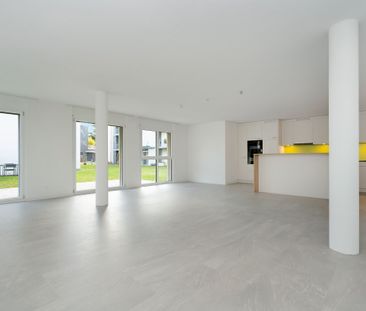 For rent: Modern 3.5-room apartment (117m2) in the village center o... - Photo 3