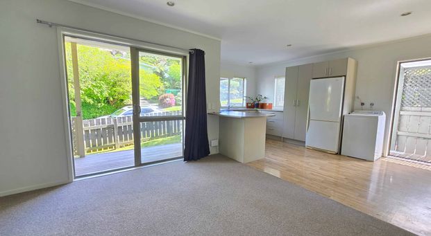 Cute as a button - Photo 1