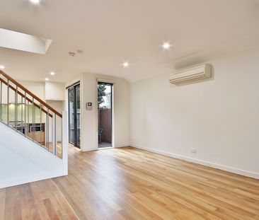 20 Martin Street, St Kilda VIC 3182 - Townhouse For Rent | Domain - Photo 1